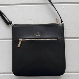 Kate Spade 
SADIE NORTH SOUTH LARGE CROSSBODY